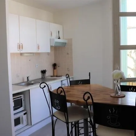 Proche Plage Et Commerces - Agreable De 31 M²