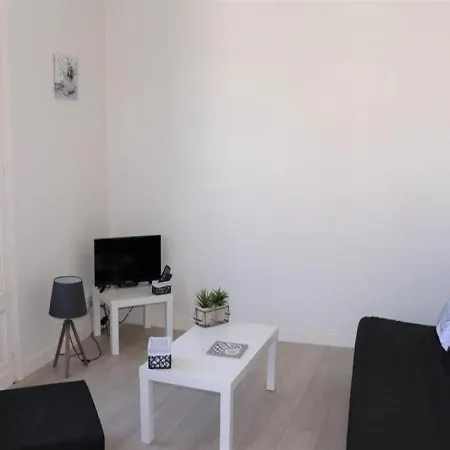 アパート Proche Plage Et Commerces - Agreable De 31 M² ロワイヤン