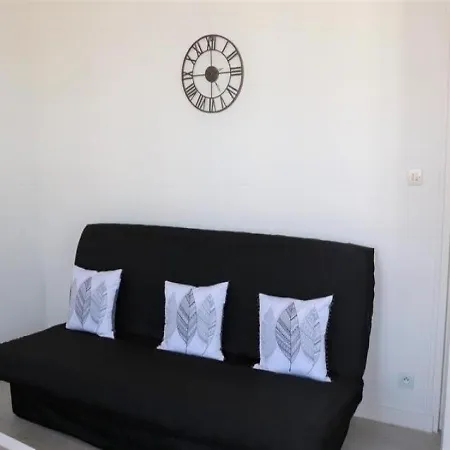 Proche Plage Et Commerces - Agreable De 31 M² アパート ロワイヤン