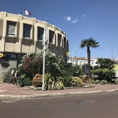 Proche Plage Et Commerces - Agreable De 31 M² アパート *