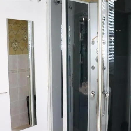 Proche Plage Et Commerces - Agreable De 31 M² * ロワイヤン