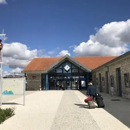 Proche Plage Et Commerces - Agreable De 31 M² アパート ロワイヤン